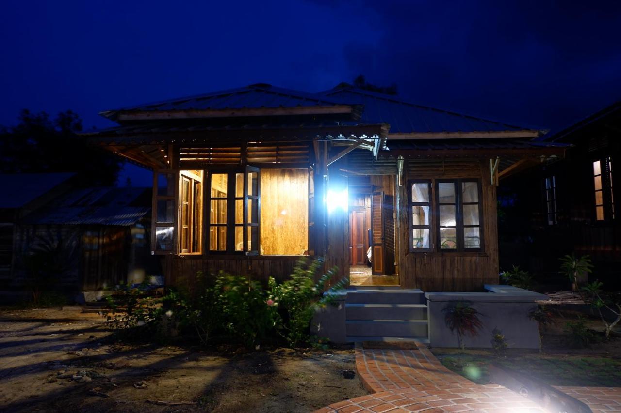 Rock And Wreck Dive Resort Tanjungbinga Exterior foto